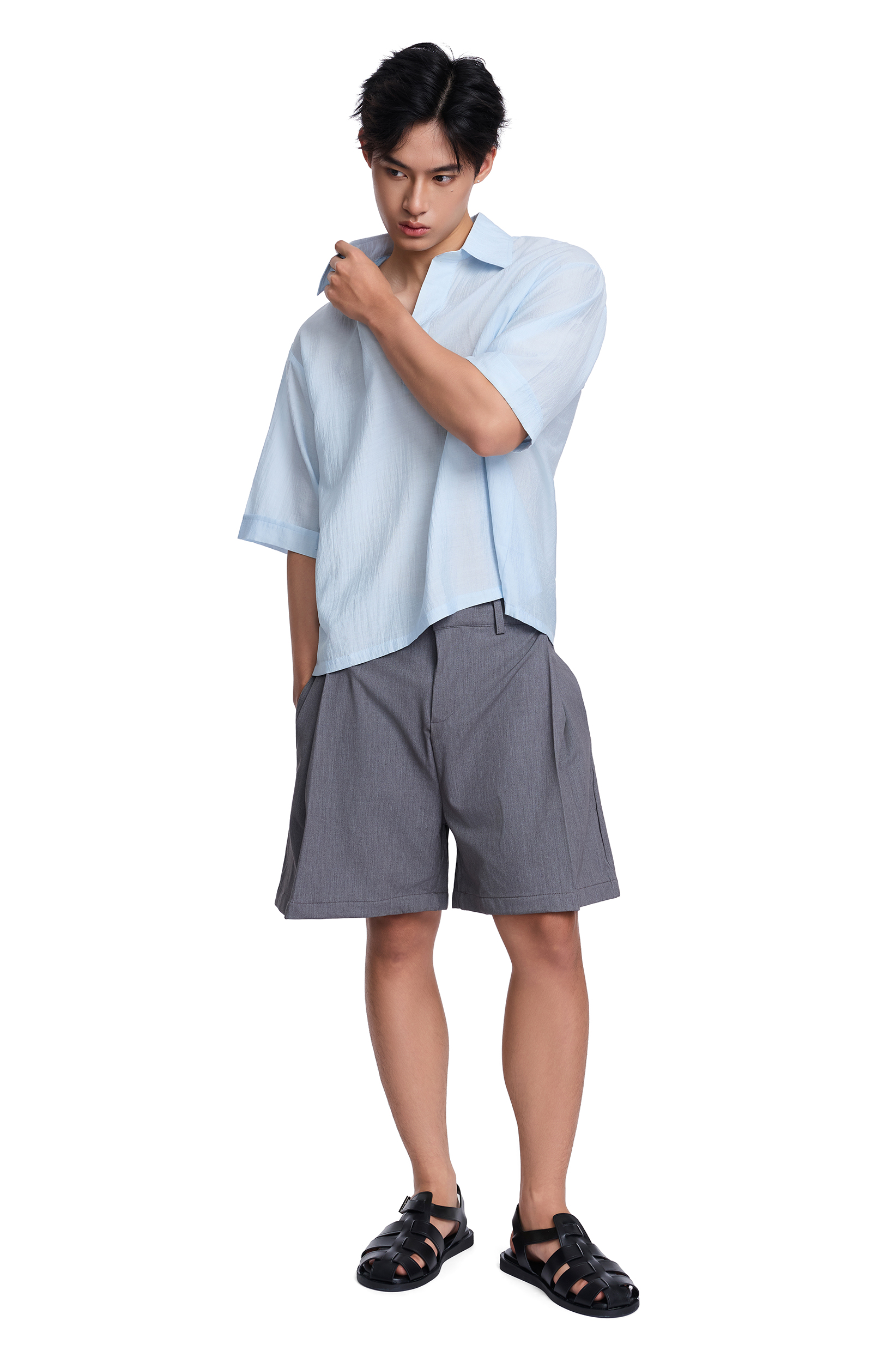 PALE HALF-SLEEVE SHIRT